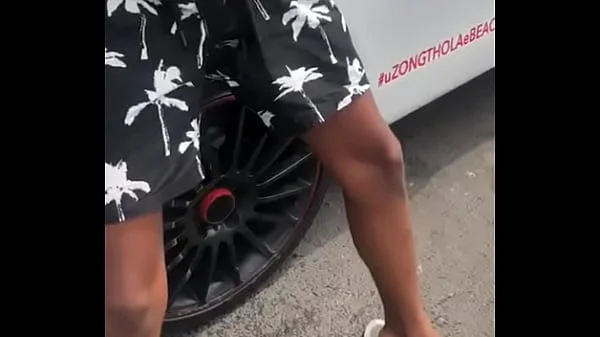 She twerk on my dick in the street