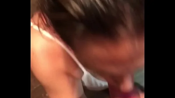 Kimmy fills up on Clyde’s hot piss