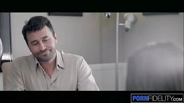 PORNFIDELITY James Deen Auditions Lily Adams' Squirting Pussy