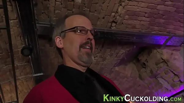 Cuckolders ass creampied