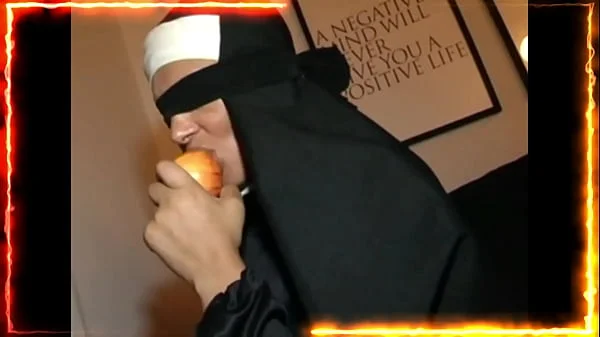 GRABAMOS A LA MADRE SUPERIORA,  LOS SUCIOS  SECRETOS  DE UNA FANATICA QUE  NO PUEDE  CONTROLAR  SUS  MAS BAJOS  INSTINTOS , CON PERLA LOPEZ