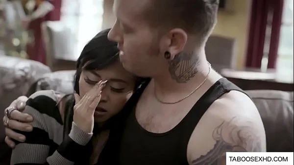 Guy cum on his girlfriend face