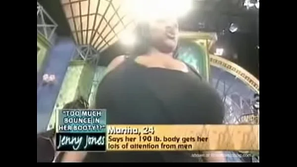 Huge tits JJ show