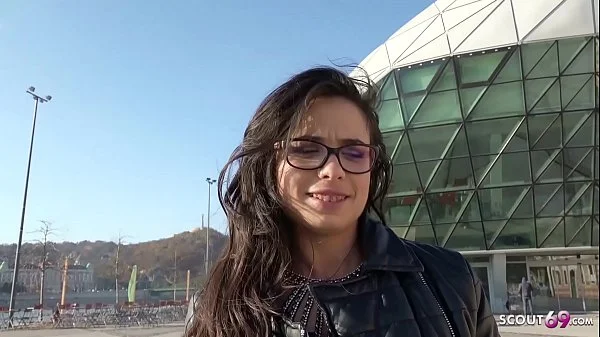 GERMAN SCOUT - Teeny mit Zahnspange bei Casting Anal gefickt