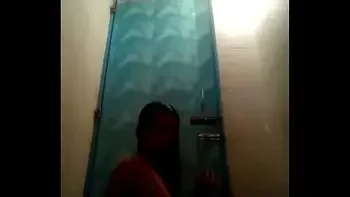 ভাবির গোসল