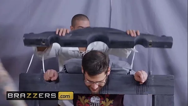 (Ivy Lebelle, Xander Corvus) - Renaissance Fair Fuck - Brazzers