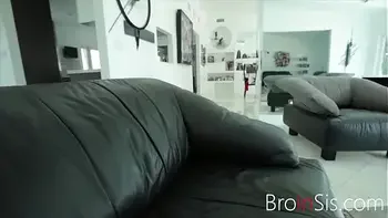 Touching my stepSISTER