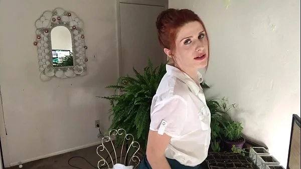 Under Poison Ivy's Spell