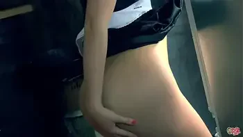 Follando en la cocina mients la chacha mi