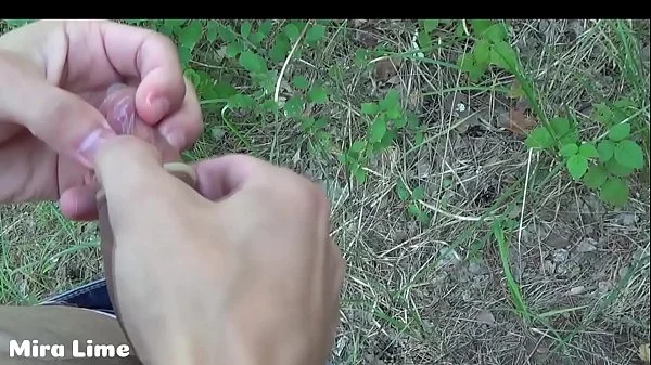 Public sex.Tiny teen fucks in the park with stranger