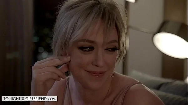 Tonights Girlfriend - Dee Williams is the hot milf her client always wanted to bang