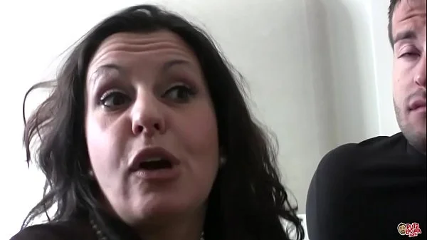 Rocio es la mamá de tu amigo a la que sueñas follarte