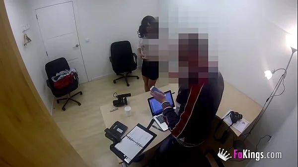 Spanish reality show celebrity came looking for a job and ended up nailed by Jordi