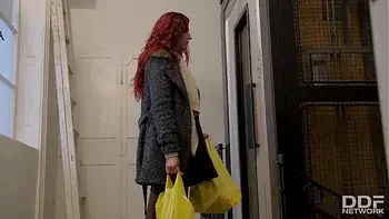 Dominant Shona River makes smoking hottie Monique Woods lick her pussy