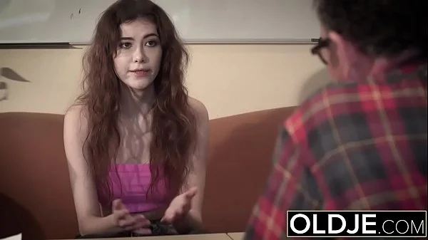 Bubble butt young beauty fucked during job interview