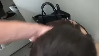 Pompino nel camerino