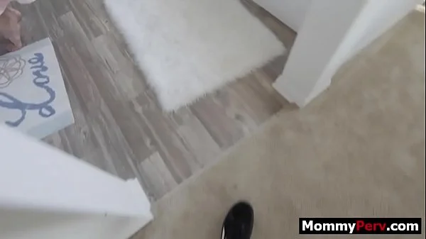 Blonde milf stepmom sends step son her naked pics to fuck him