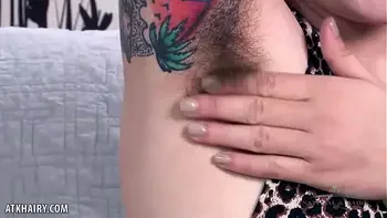 Come sniff Felicia Fisher's amazing bush