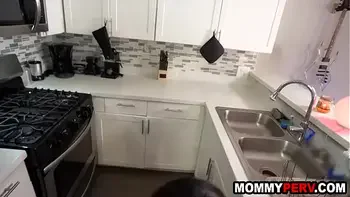 Horny step daughter peeps on stepmom blowing stepdad