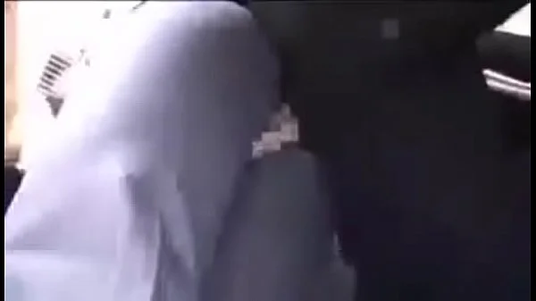 Japonesa com terno, sendo fodida no ônibus