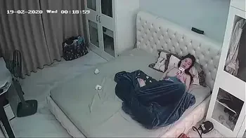 Chị gái bị hack camera lộ cảnh chat sex với người yêu