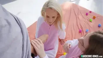 Monster cock guy fuck petite bunnies