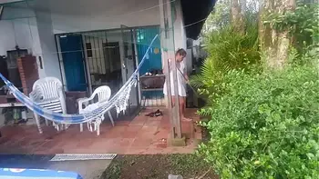 Paisagista do Nego Catra safada !!! Trabalha sem calcinha se oferecendo para o patrão !!!