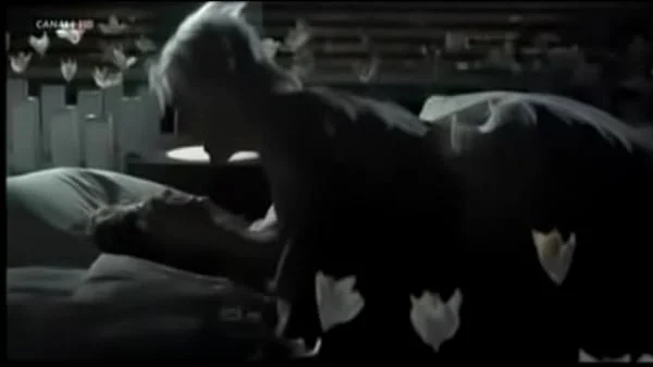 Elsa Pataky (Santos)