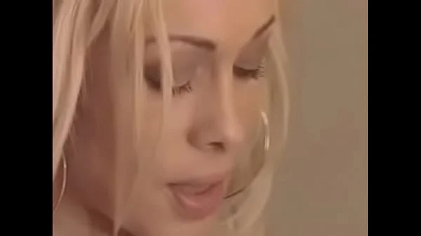 Hottest lesbians ever (part 8)