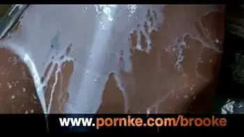 hot bitch rubing her wet cunt