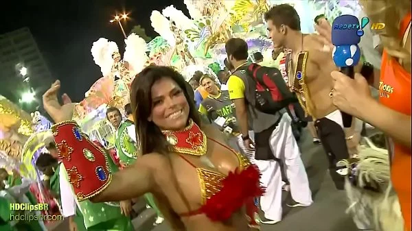 Bastidores Carnaval 2010 - Loira da Laje - Viviane Castro e Moranguinho