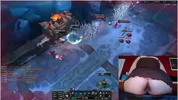 I Show My Stretched Butthole While I Play League Of Legends #17 Luna With Gamer Girl And Deutsche Amateure