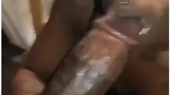 Gorgeous Ebony Giving Pretty Head