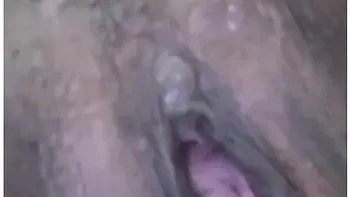 Uniqueen Peeing On The Bathroom