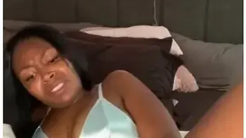 Black Girl Solo Fingering