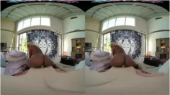 Daizy Cooper In Waiting For Daizy