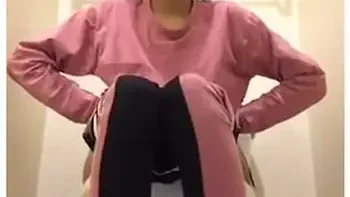 Ghetto light bitch with thick pussy on toilet