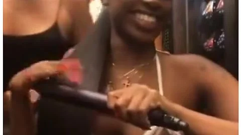 IG live hoe twerking