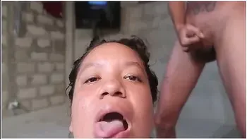 She Kneels Down And Sucks Me Live Without Thinking About Anyone