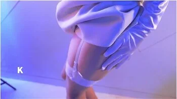 A Mature Woman Who Pretends To Be Neat Has A Big Ejaculation After Masturbation/there Is A Trick At