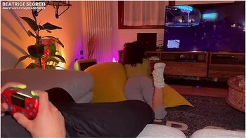 Beatrice Segreti In Girl Gives Blowjob While He Plays Playstation And Gets Fucked Very Hard