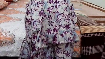 Desi Husband Fucks Hot Maid Doggy Style While Wife Away - QueenbeautyQB Homemade Hindi Sex