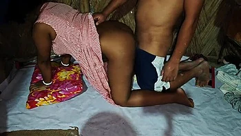 Desi Hot Village School Girl Fucking Hard with Paint Worker - Semadarling
