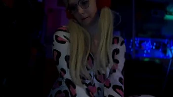 Late Night Blowjob For Step Daddy - Teen Shawna Panofka Creampie POV