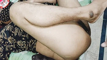 Kaam Wali Nokrani Ki Chudai ( ) Gand Me Rone Leg Pari