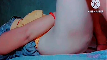 An 18-year-old Girl Records Her Nude Mms For Her Lover,this 18-year-old Girl Calls Her Lover And Talks Naughtily