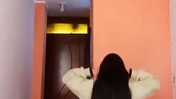 No La Termino De Desnudar Y La Penetro Y Le Gusto Mucho Que Ella Misma Se Sube En Mi Ensima