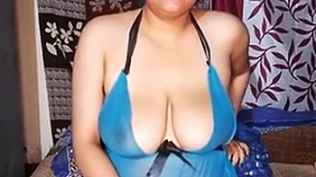 Hot Alisha Live: Can You Handle This?