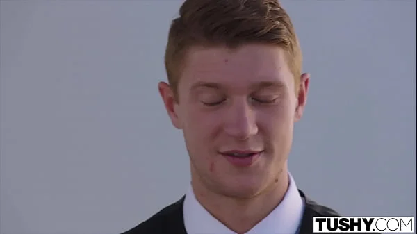 TUSHY Anal-hungry tourists Avi & Naomi seduce bartender