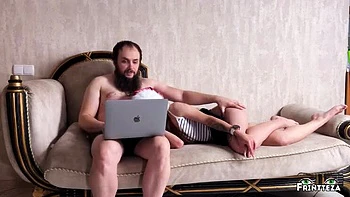 Frintteza Hot Redhead Stepmom Sits on Cock and Gets Creampie in Pussy